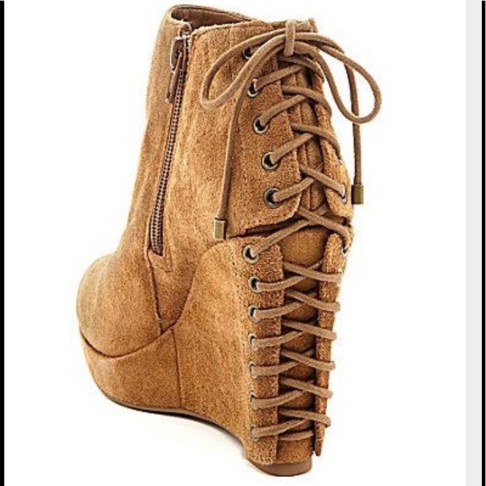 Gianni Bini Suede Boots Lace Up Wedge Ankle A3
